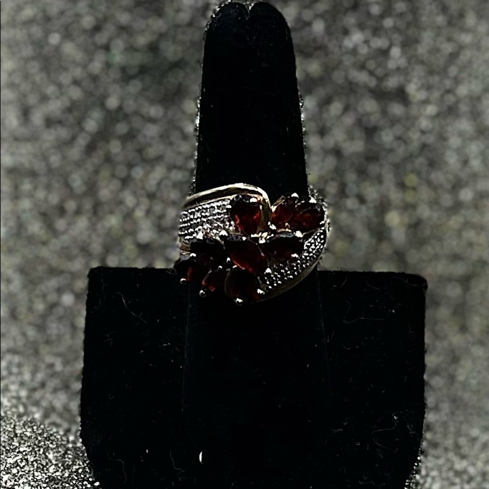 Gorgeous Ruby Ring - image 2